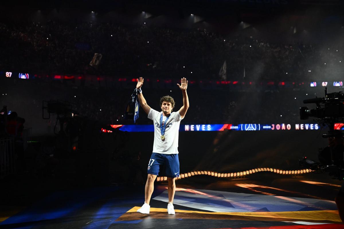 Góc Nhìn 66B: L’Equipe: Joao Neves xem trận handball của anh họ, trước đó an